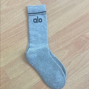 Brand new ALO Yoga Light Gray Crew Socks